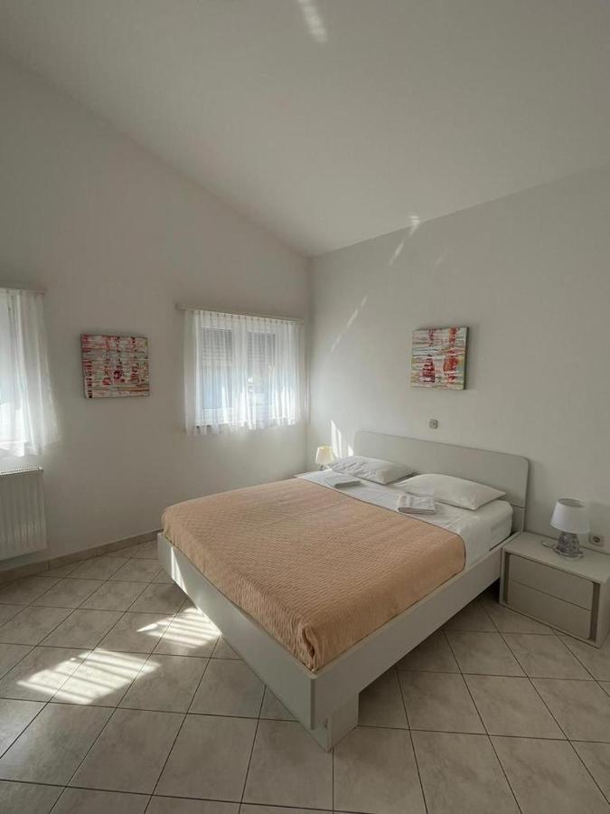 Apartments Filip Fazana Luaran gambar